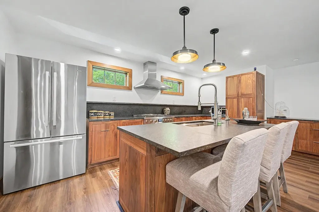 252 Shindagan Road Wilmot NH 03287