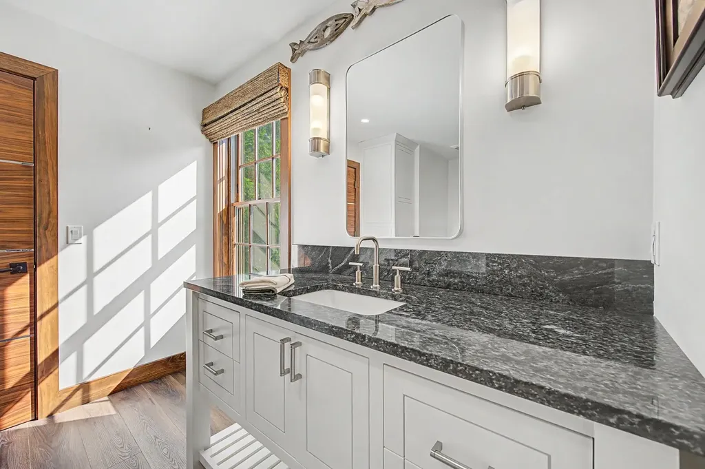 252 Shindagan Road Wilmot NH 03287
