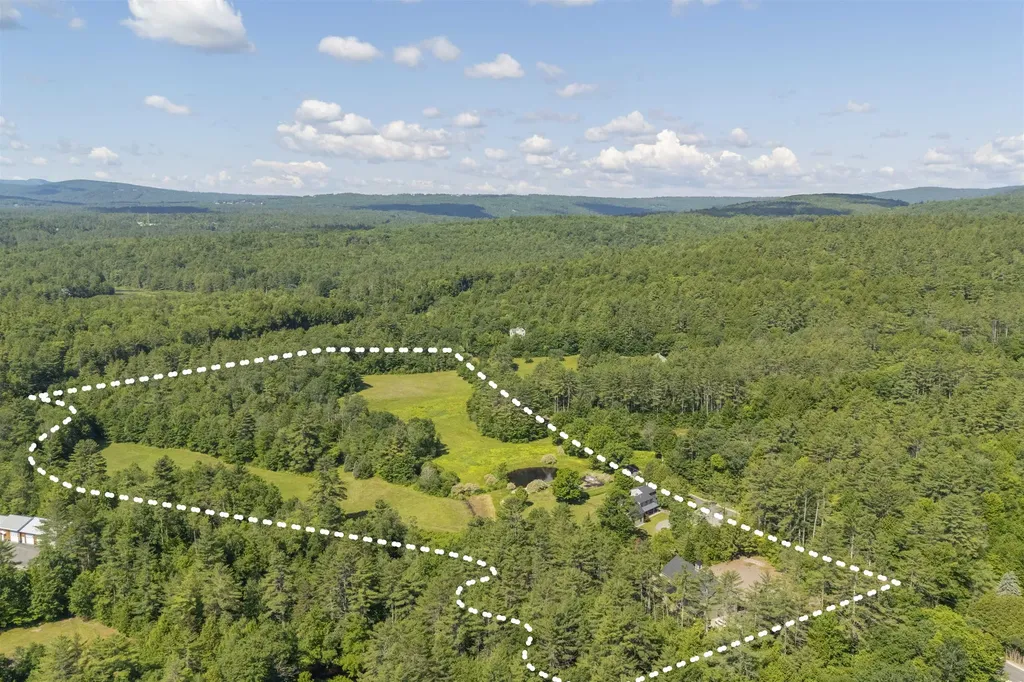 252 Shindagan Road Wilmot NH 03287