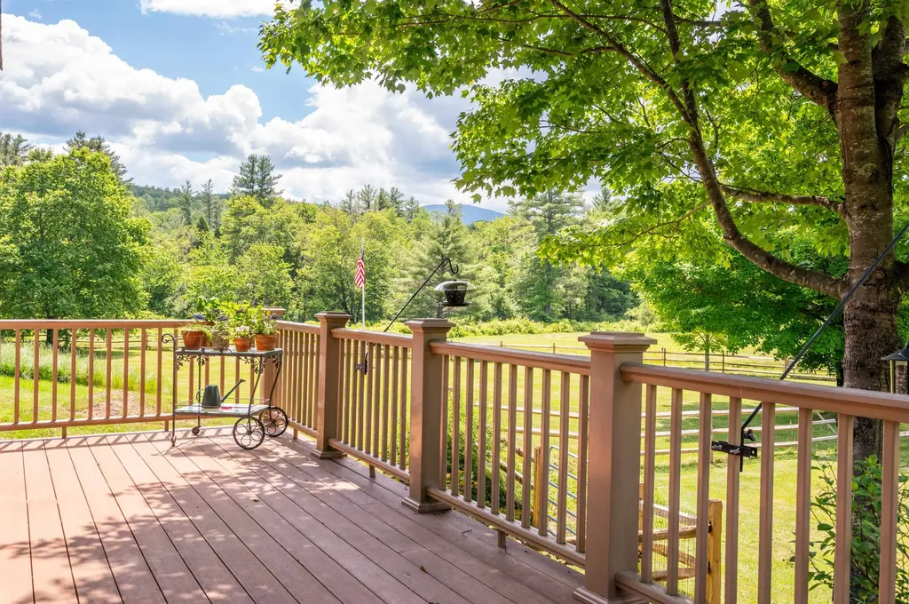 252 Shindagan Road Wilmot NH 03287