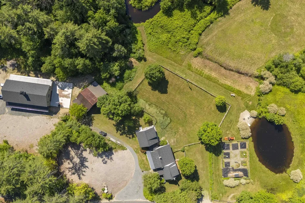 252 Shindagan Road Wilmot NH 03287