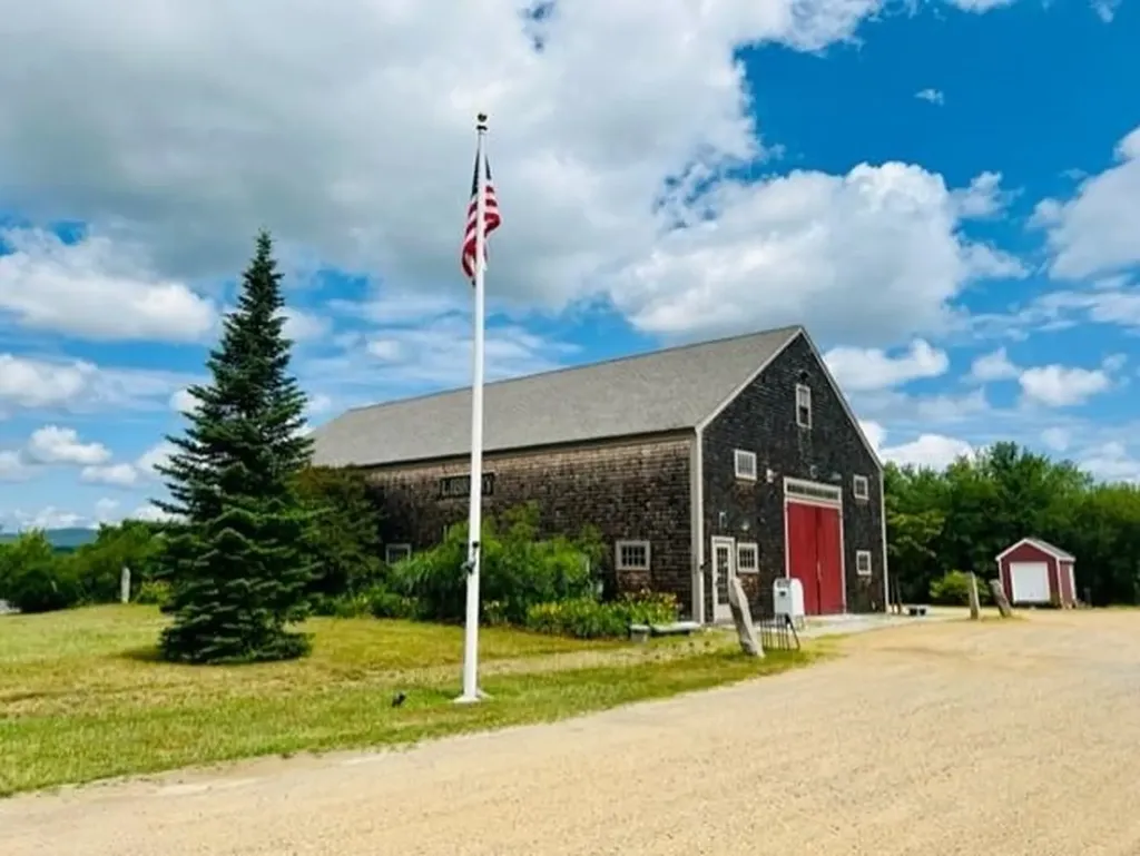 40 Skelley Manor Road Gilmanton NH 03237