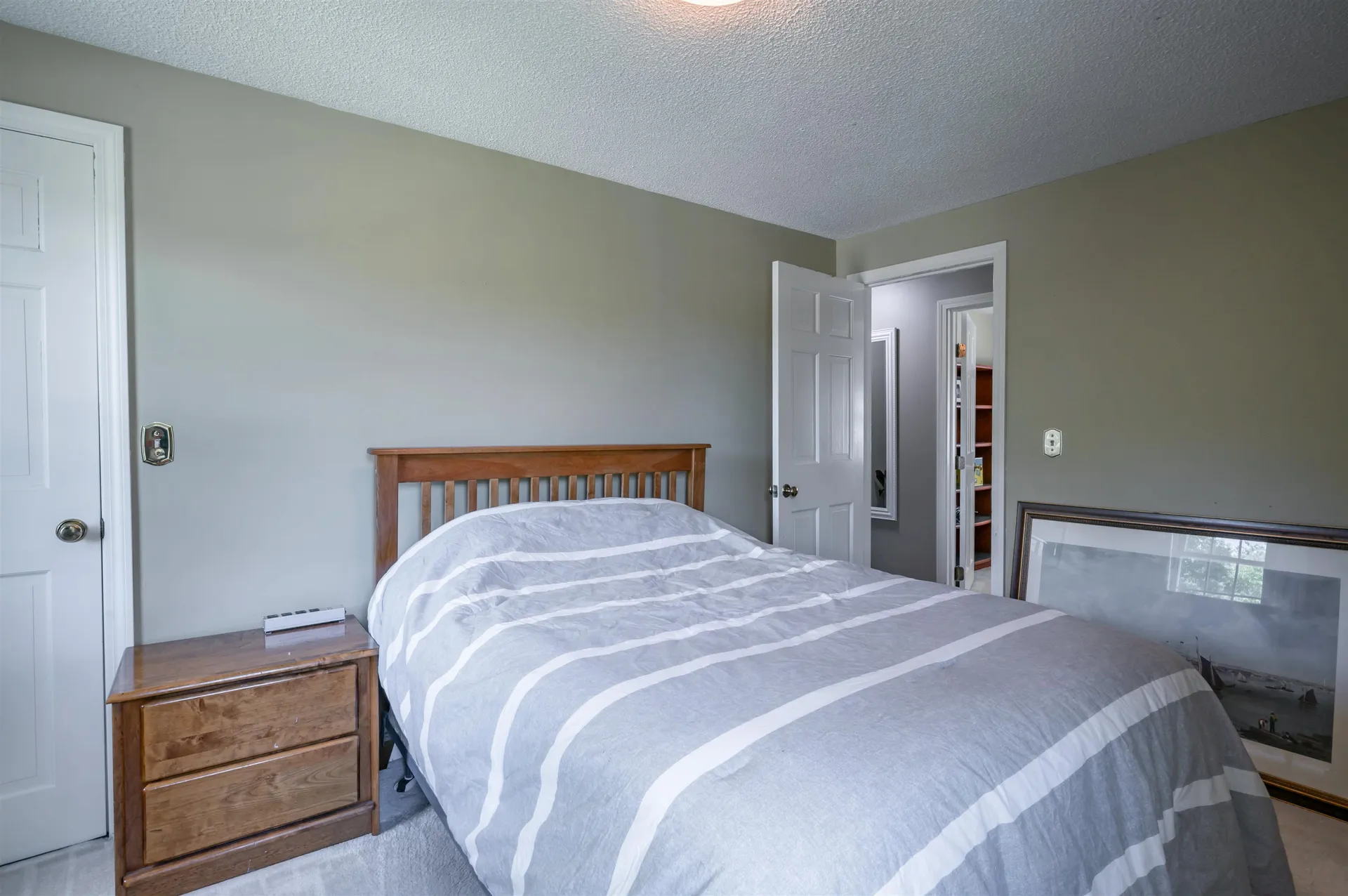 22 Beechwood Road Hudson NH 03051