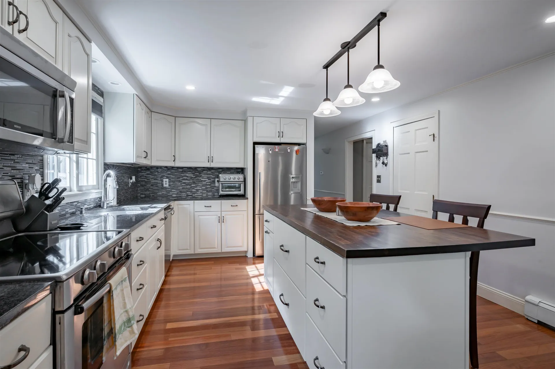 22 Beechwood Road Hudson NH 03051