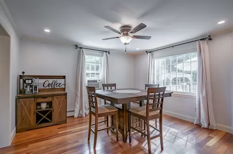 22 Beechwood Road Hudson NH 03051