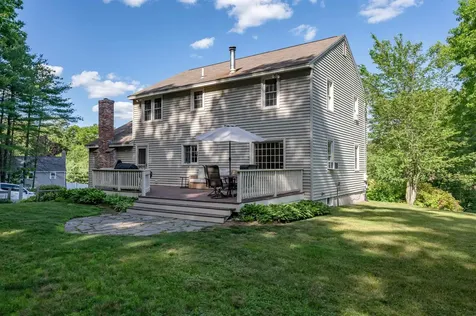 22 Beechwood Road Hudson NH 03051
