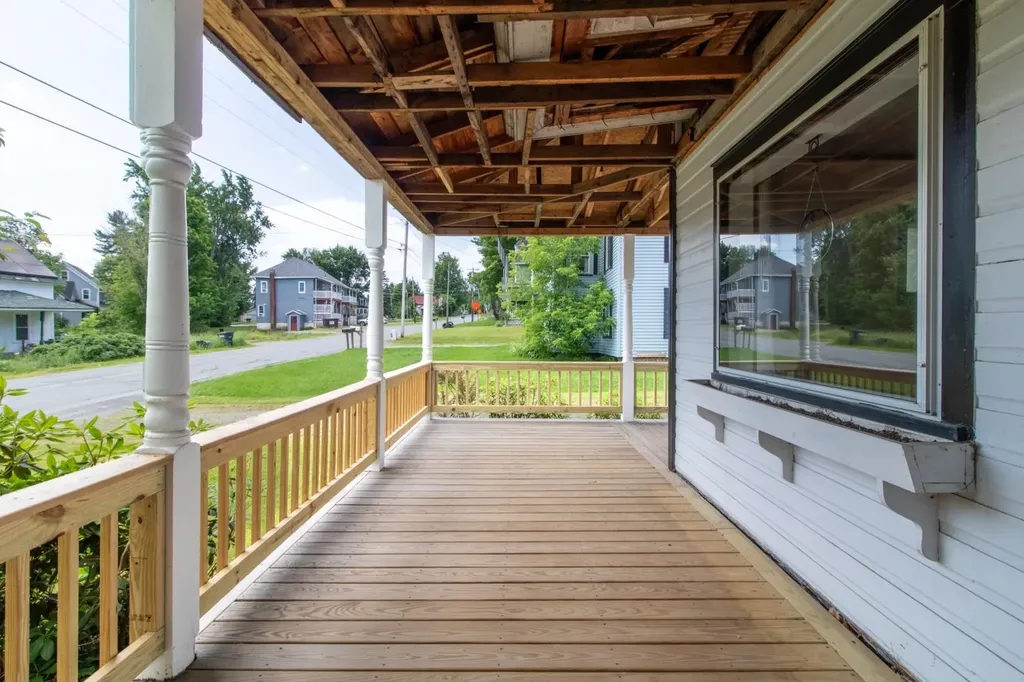 67 Elm Street Troy VT 05859