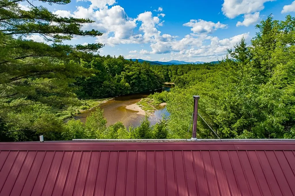 28 Winquist Road Thornton NH 03285