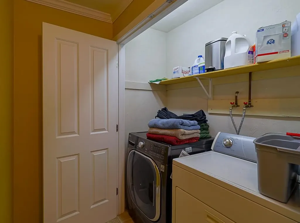 28 Winquist Road Thornton NH 03285
