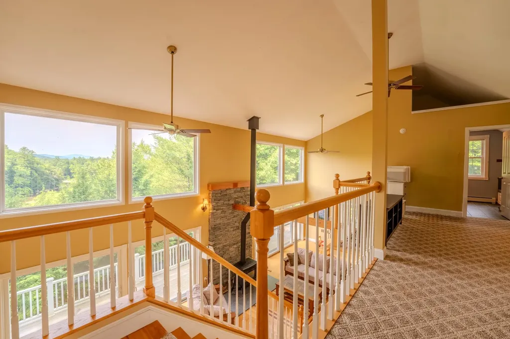28 Winquist Road Thornton NH 03285
