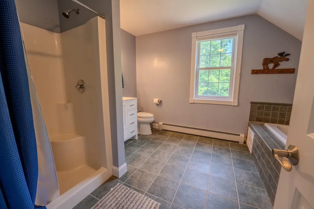 28 Winquist Road Thornton NH 03285