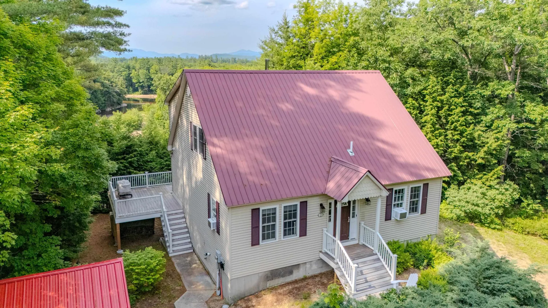 28 Winquist Road Thornton NH 03285