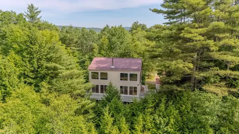28 Winquist Road Thornton NH 03285