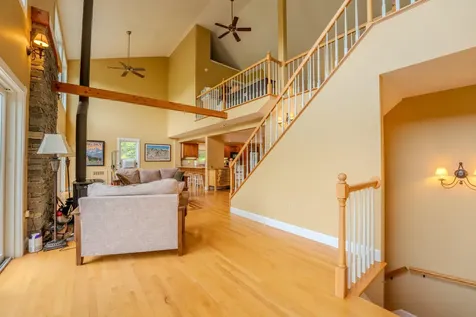 28 Winquist Road Thornton NH 03285