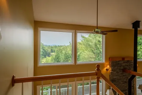 28 Winquist Road Thornton NH 03285