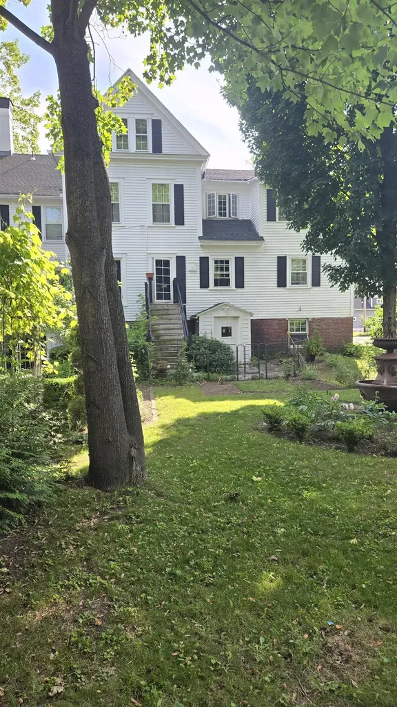 102 N State Street Concord NH 03301