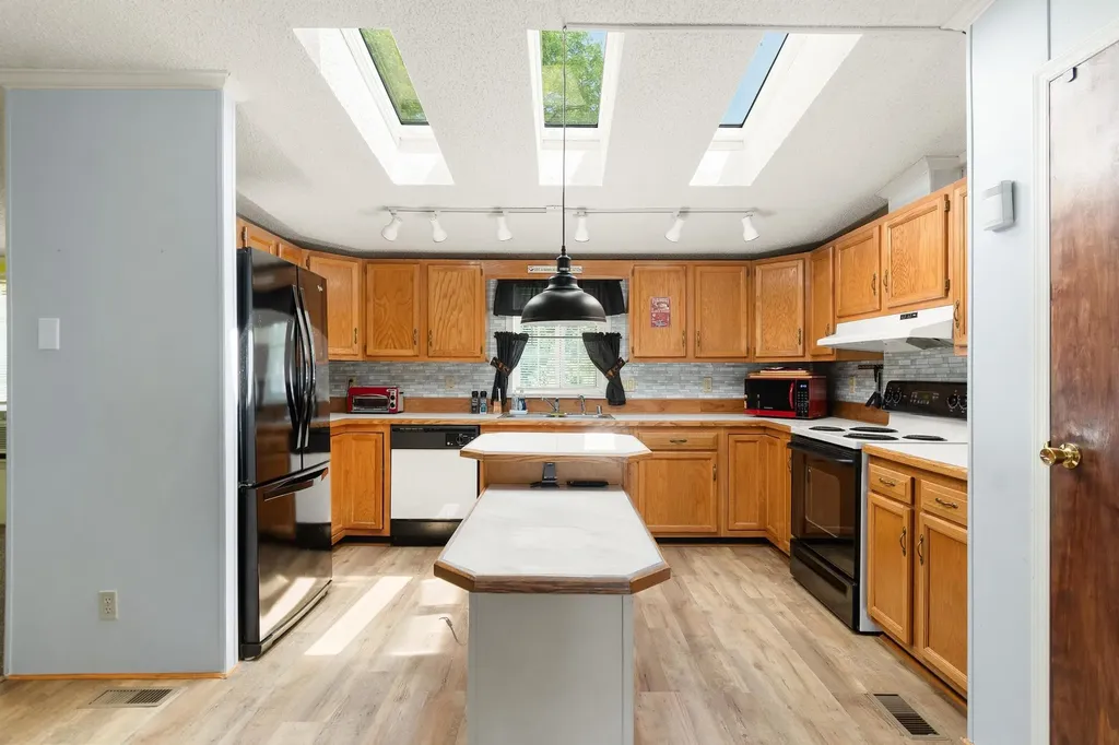 13 Michelle Drive St. Albans City VT 05478