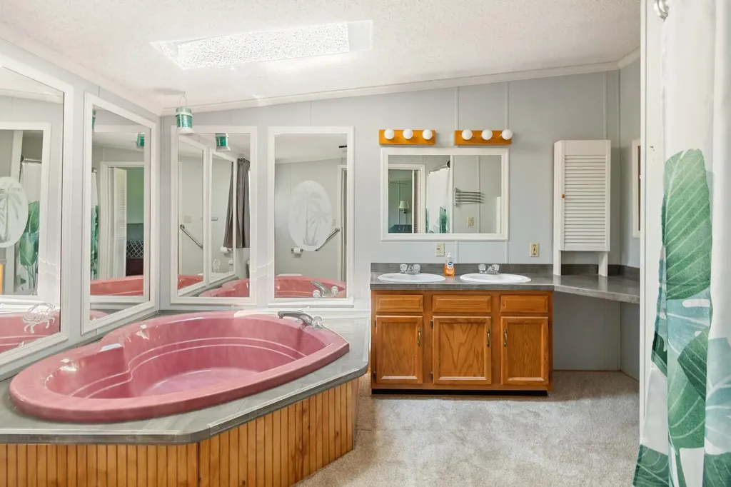 13 Michelle Drive St. Albans City VT 05478