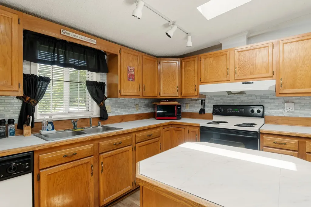 13 Michelle Drive St. Albans City VT 05478