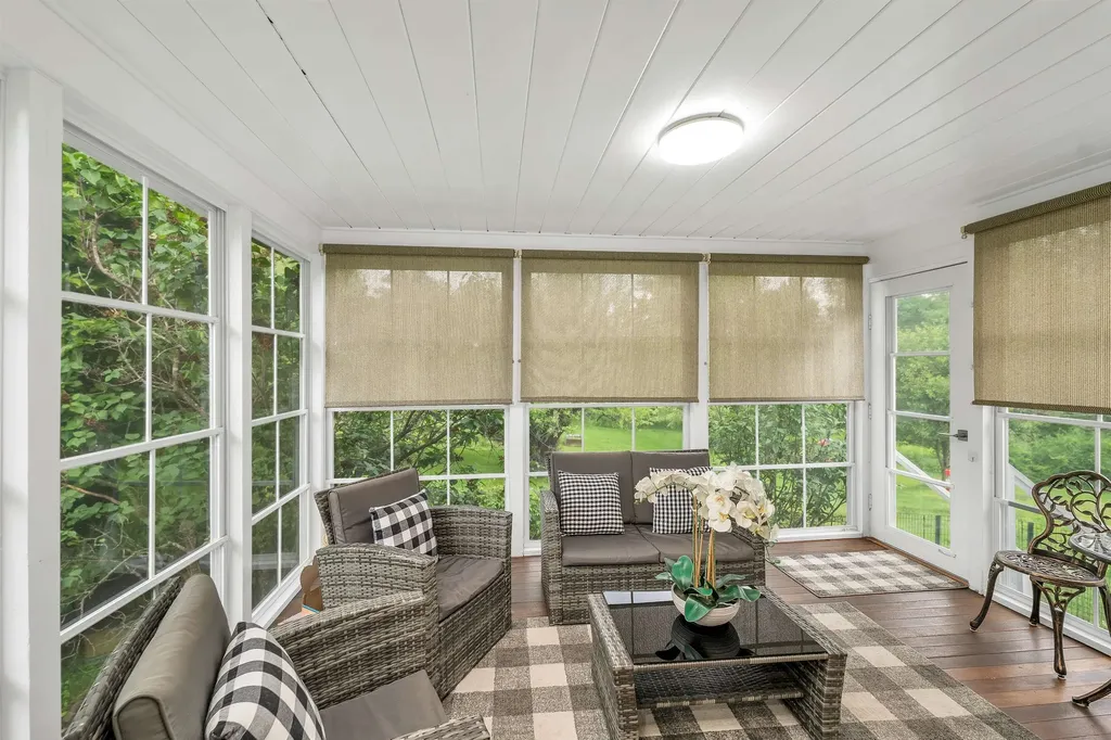 6 Bassett Road Wolfeboro NH 03894