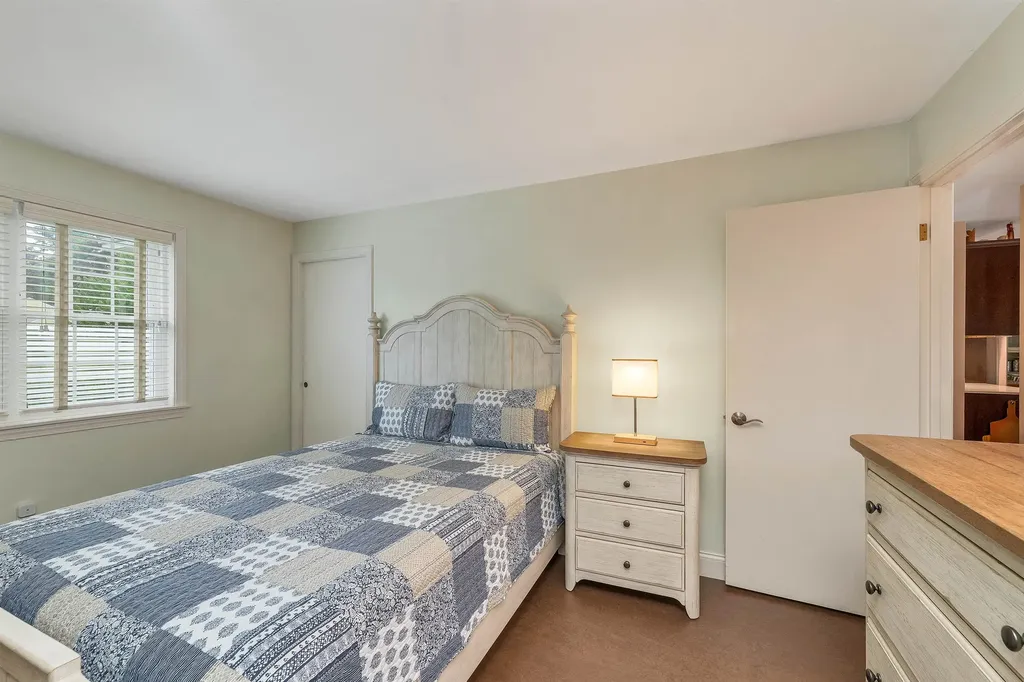 6 Bassett Road Wolfeboro NH 03894