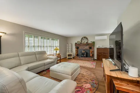 6 Bassett Road Wolfeboro NH 03894