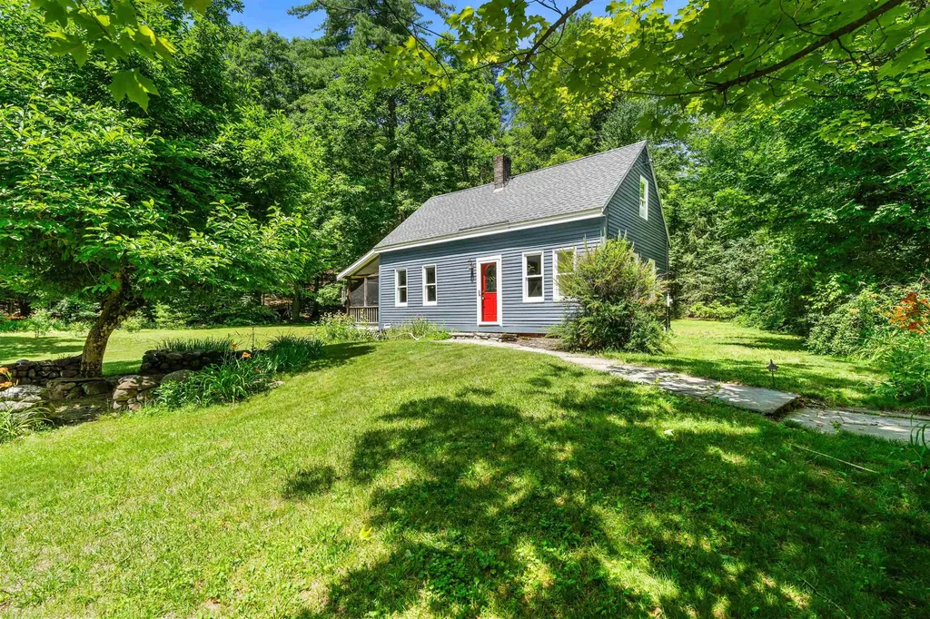 1811 Hopkinton Road Hopkinton NH 03229