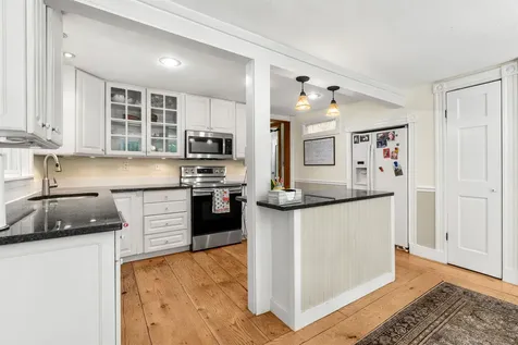 1811 Hopkinton Road Hopkinton NH 03229