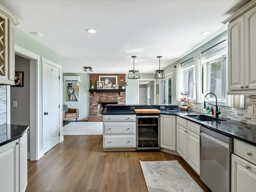 32 Eastry Court Charlotte VT 05445