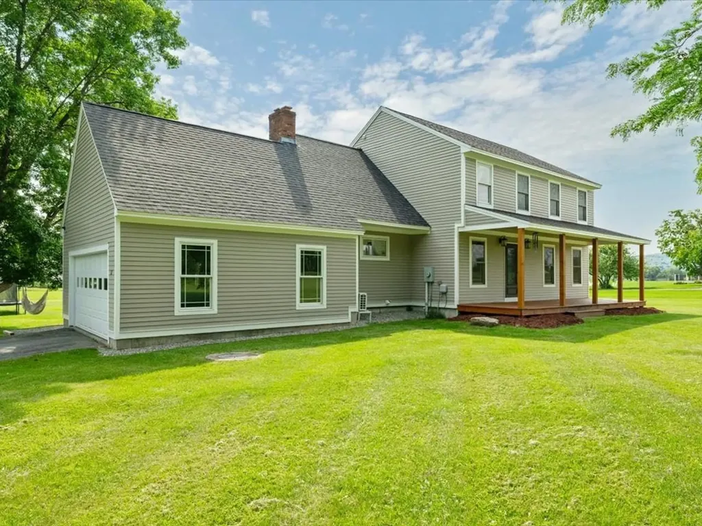 32 Eastry Court Charlotte VT 05445