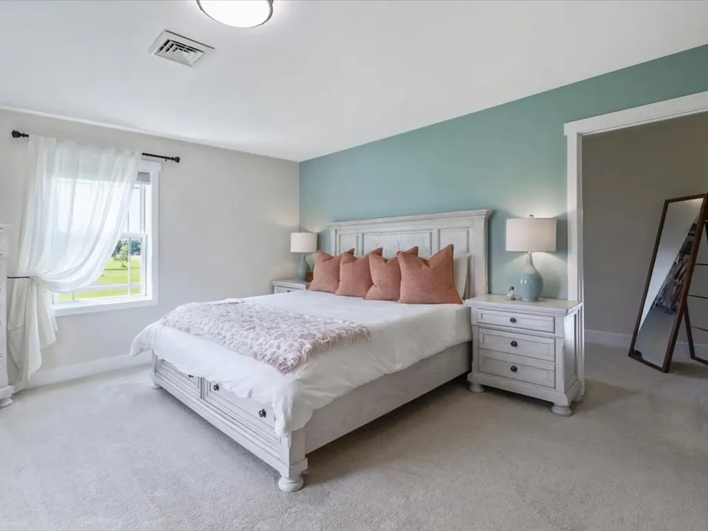 32 Eastry Court Charlotte VT 05445