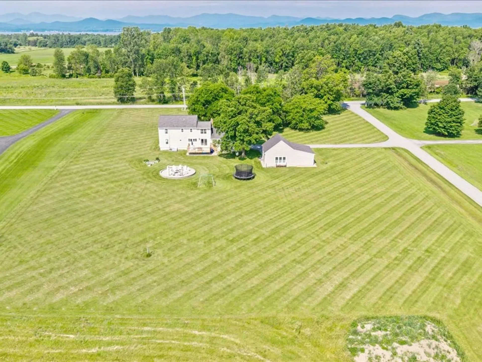 32 Eastry Court Charlotte VT 05445