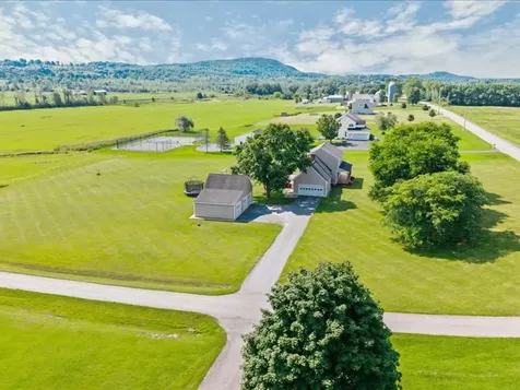 32 Eastry Court Charlotte VT 05445