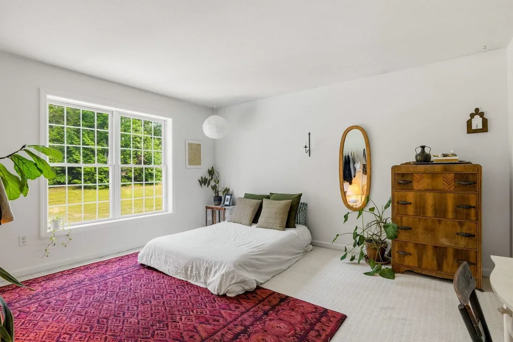 17 Thurston Drive Lee NH 03861