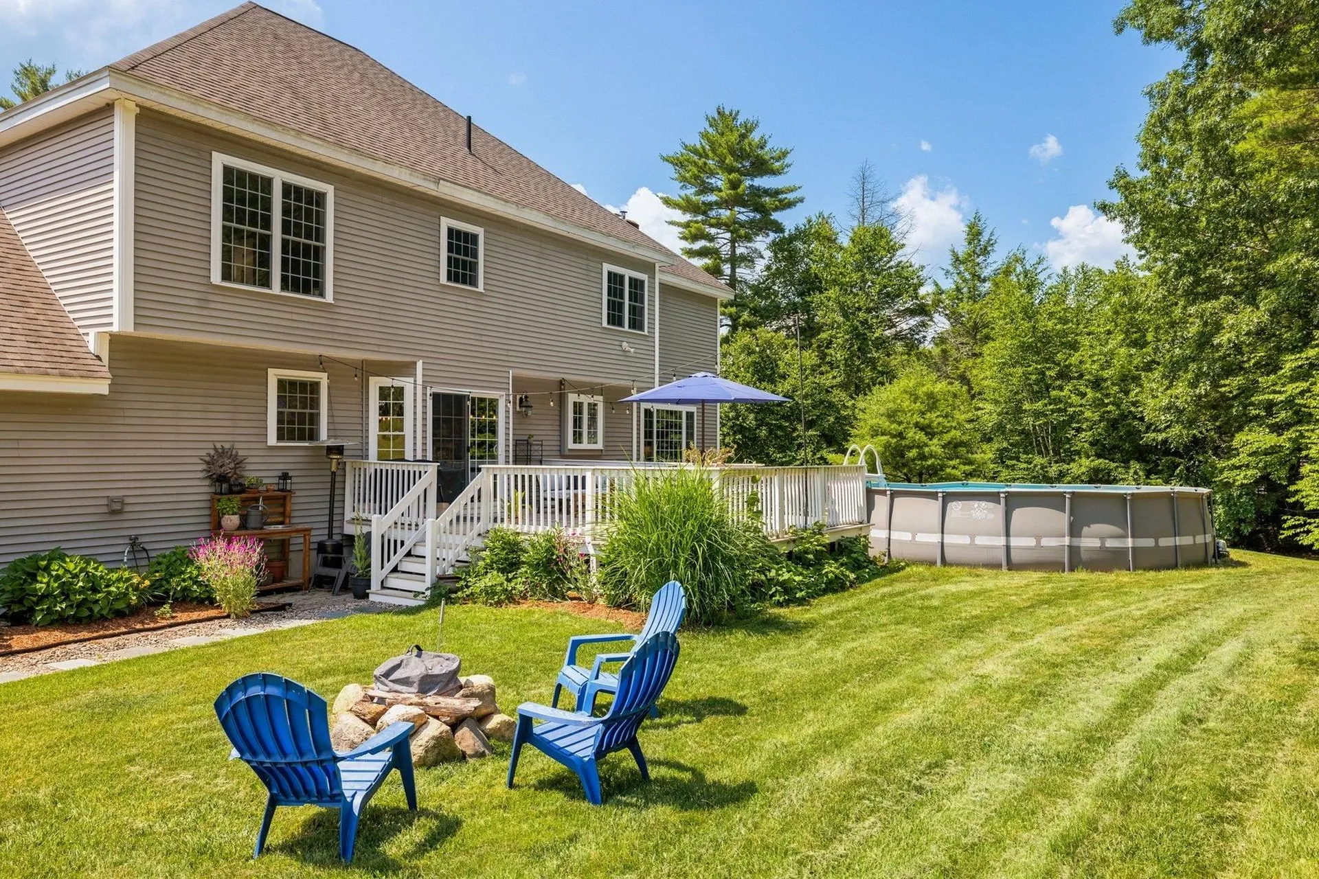 17 Thurston Drive Lee NH 03861
