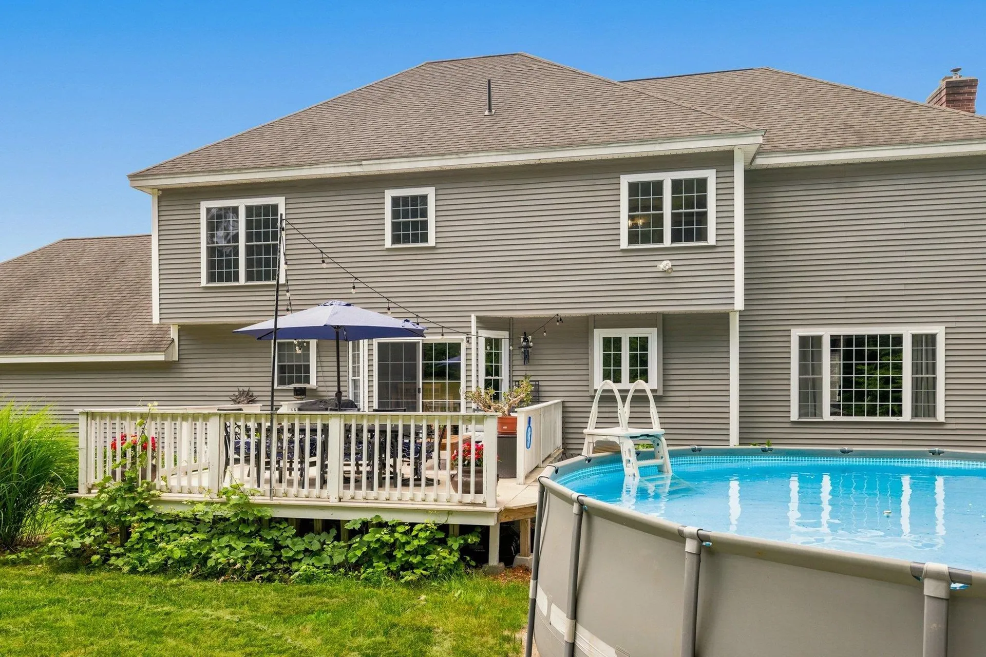17 Thurston Drive Lee NH 03861