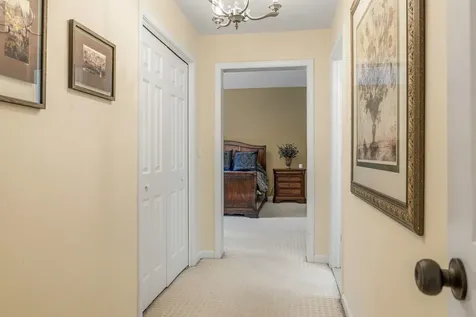 17 Thurston Drive Lee NH 03861