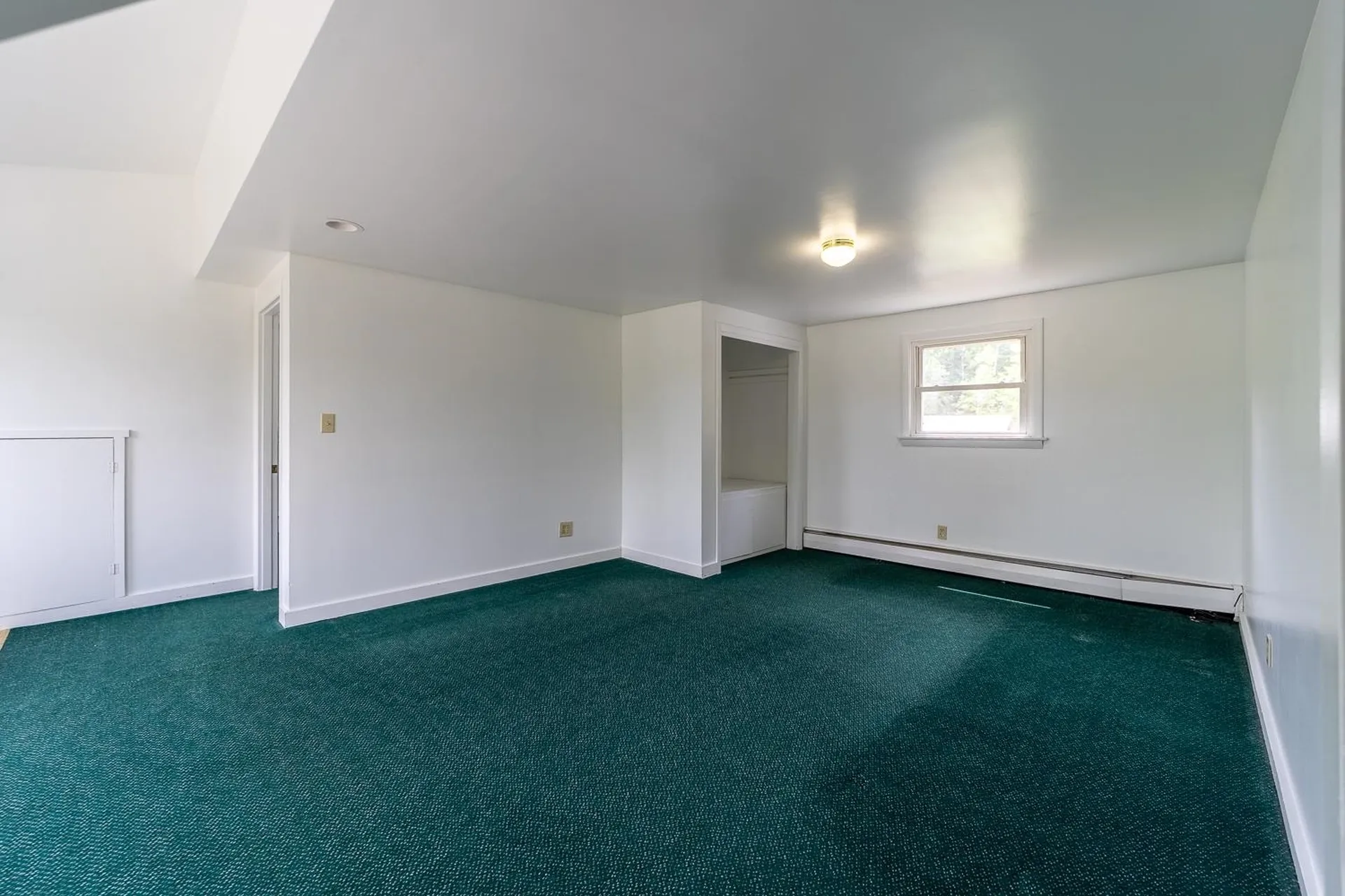 1092 Nh Route 175 Campton NH 03223