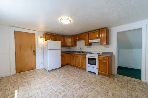 1092 Nh Route 175 Campton NH 03223