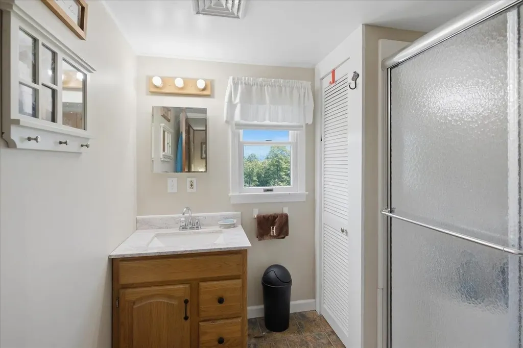 1253 Old West Road Arlington VT 05250