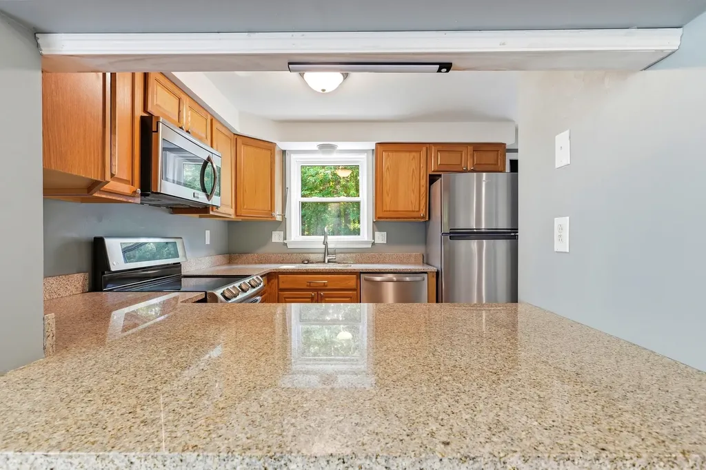 7 Chestnut Circle Merrimack NH 03054