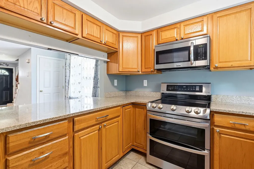 7 Chestnut Circle Merrimack NH 03054