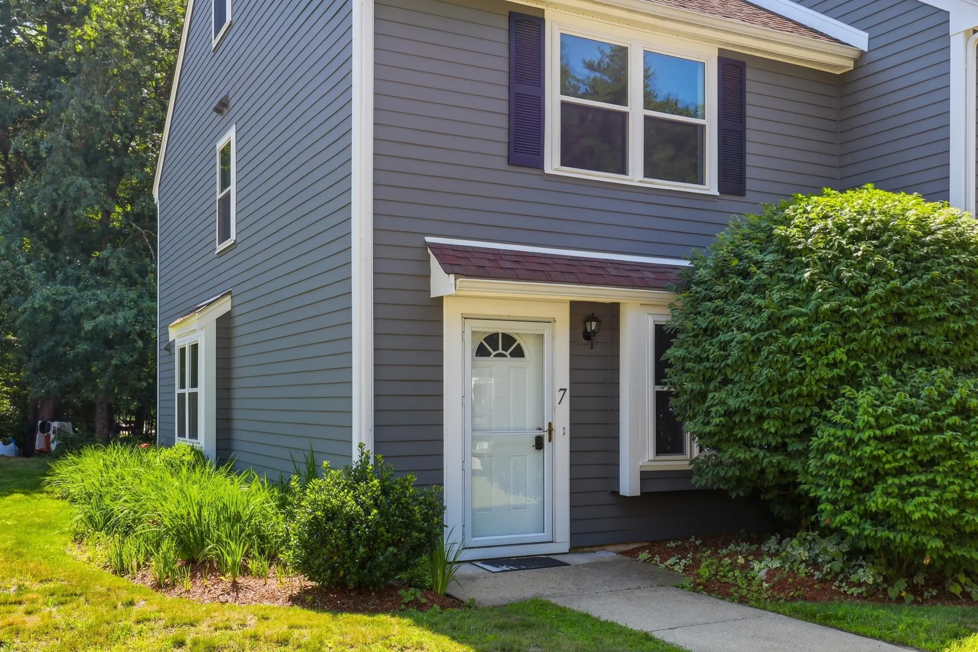 7 Chestnut Circle Merrimack NH 03054