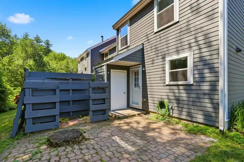 7 Chestnut Circle Merrimack NH 03054