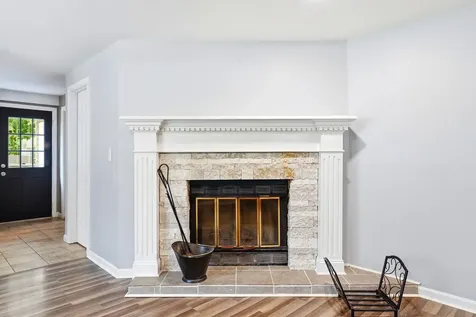 7 Chestnut Circle Merrimack NH 03054