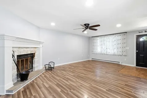 7 Chestnut Circle Merrimack NH 03054