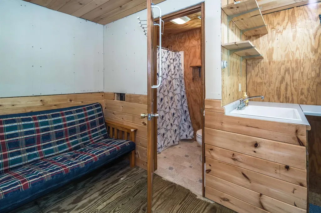 1706 High Chapparal Road Wells VT 05774