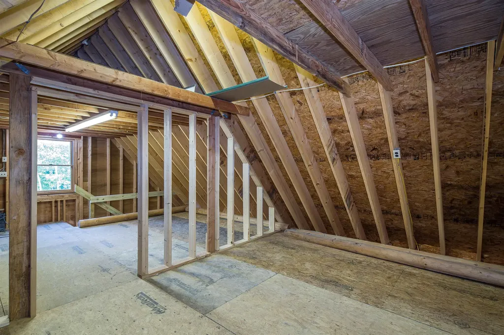 1706 High Chapparal Road Wells VT 05774