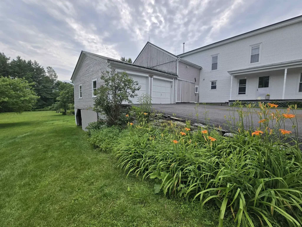 144 West Cobble Hill Road Barre Town VT 05641