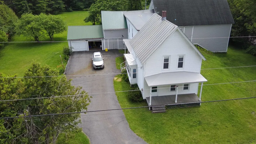 144 West Cobble Hill Road Barre Town VT 05641